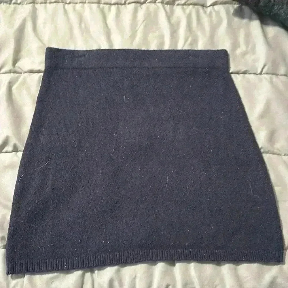 Loft Ladies Sweater Skirt